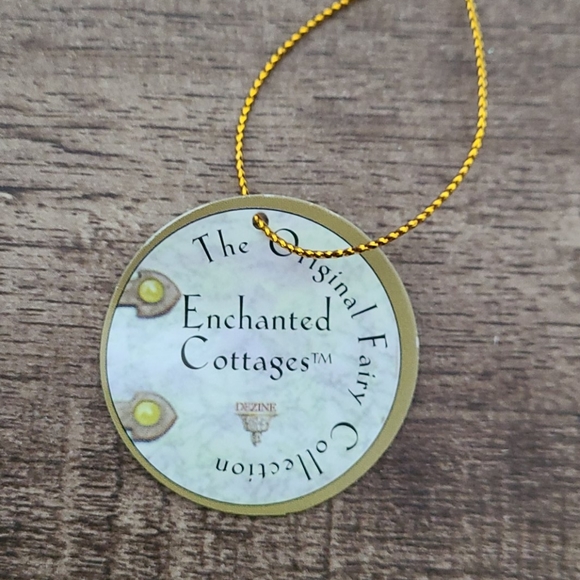 Dezine Figurine - Picture 5 of 6